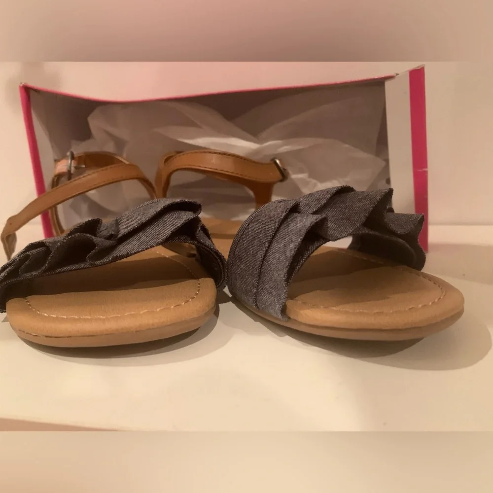Olive & Edie Girls Denim Chambray Sandal size 2 NEW